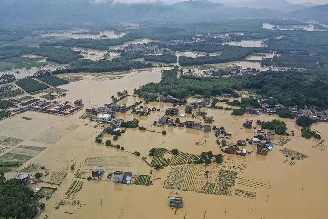 【汛期地理】汛期知识总结、来临防洪防汛安全小知识看高考地理如何考水文灾害与防治？(图11)